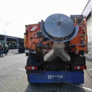 foto MB Unimog U318 zimní údržba