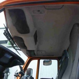 foto MB Unimog U318 zimní údržba