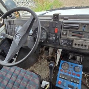 foto Unimog 1400 zametač 2.5m3 sklápěč komunál MB 4x4 Mercedes